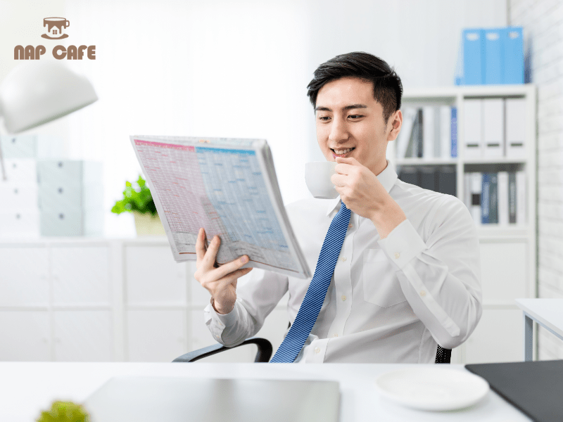 Giấc ngủ trưa rất cần thiết để nhân viên văn phòng reset lại não bộ
