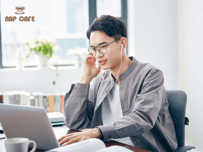 Bạn là freelancer, việc chọn cafe bed riêng tư hay co-working space là phụ thuộc hoàn toàn ở sở thích của bạn