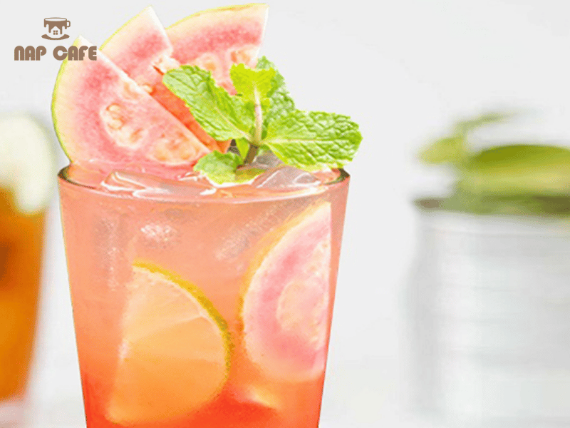 Trà ổi ngọc uống lạnh mang đến cảm giác ngon miệng hơn