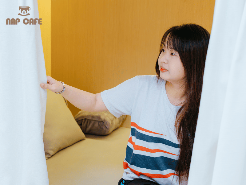 Đăng ký gói thành viên để “giữ chỗ” nghỉ trưa mỗi ngày tại Nap Cafe