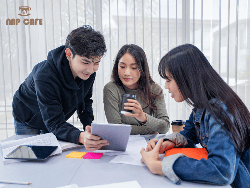 Xu hướng đầu tư quán cà phê cho sinh viên học bài