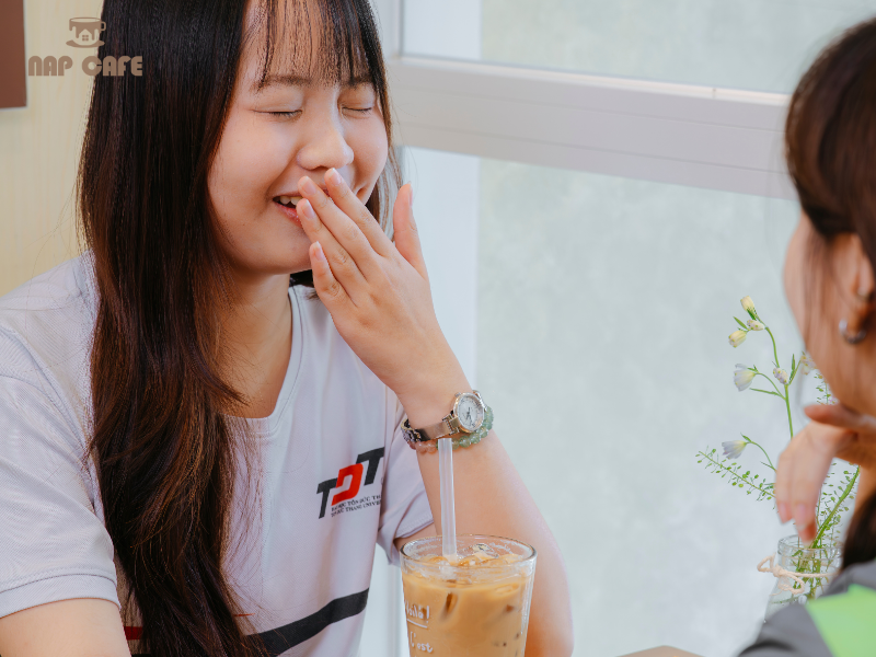 Văn hóa đi nhẹ, nói khẽ, cười duyên tại Nap Cafe giúp bạn yên tâm học tập, làm việc