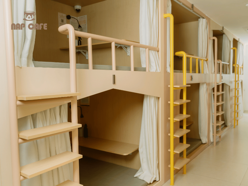 Khu vực giường nằm bedzone tại Nap Cafe yên tư, riêng tư, sạch sẽ
